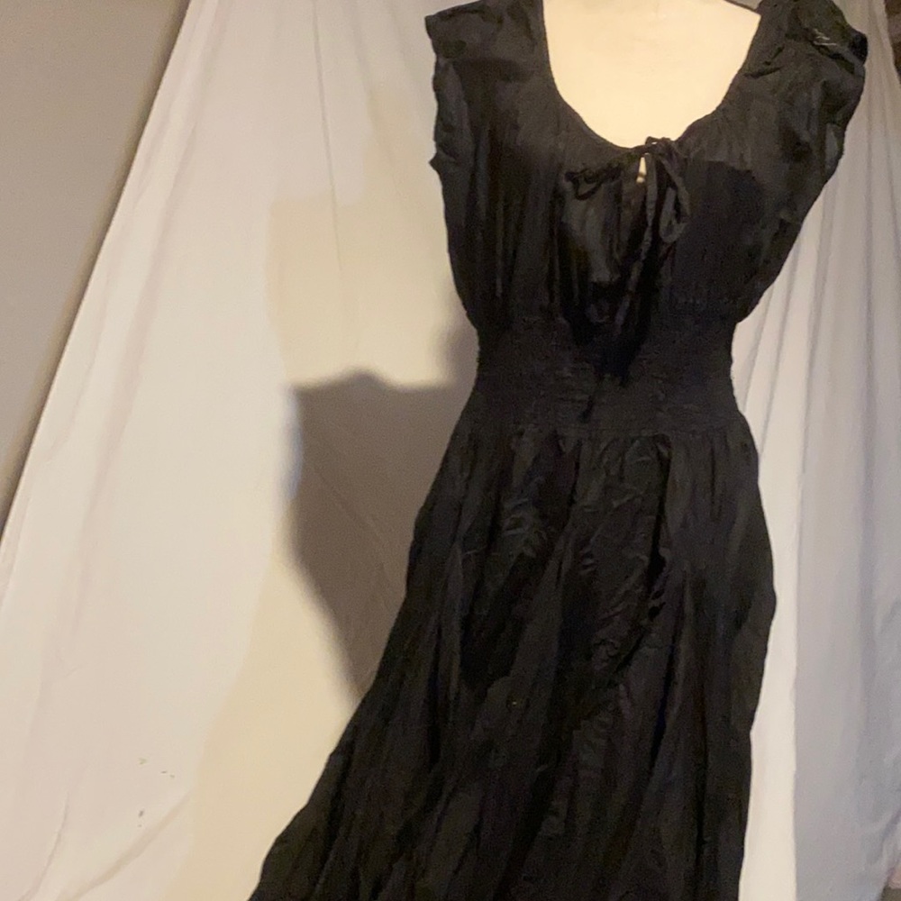 Lovely Long Black Dress   NWT